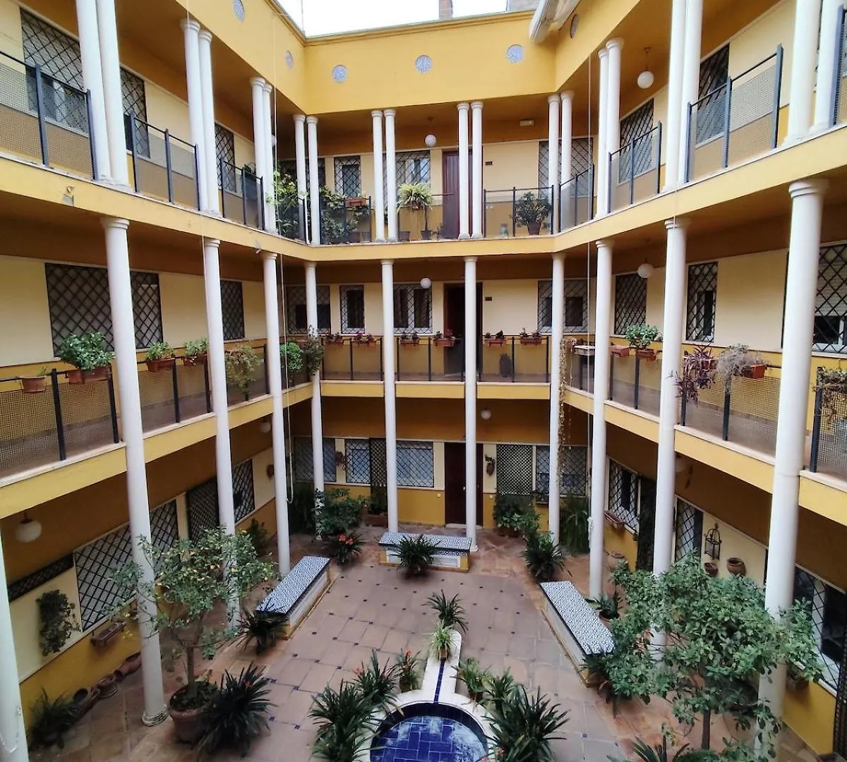 Patio Sevillano, Tu Oasis Urbano Apartment Seville