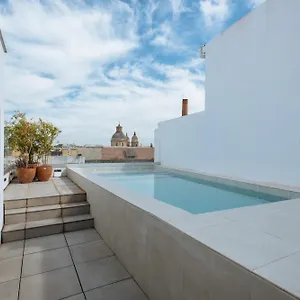 Eva Recommends Castellar Pool & Terrace Appartement